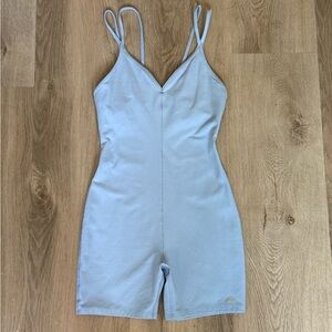 alo - sun’s out onesie - seashell blue